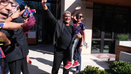 pg麻将胡了2-杠杆不停！拉波尔塔是来匡扶巴萨还是诓巴萨的？